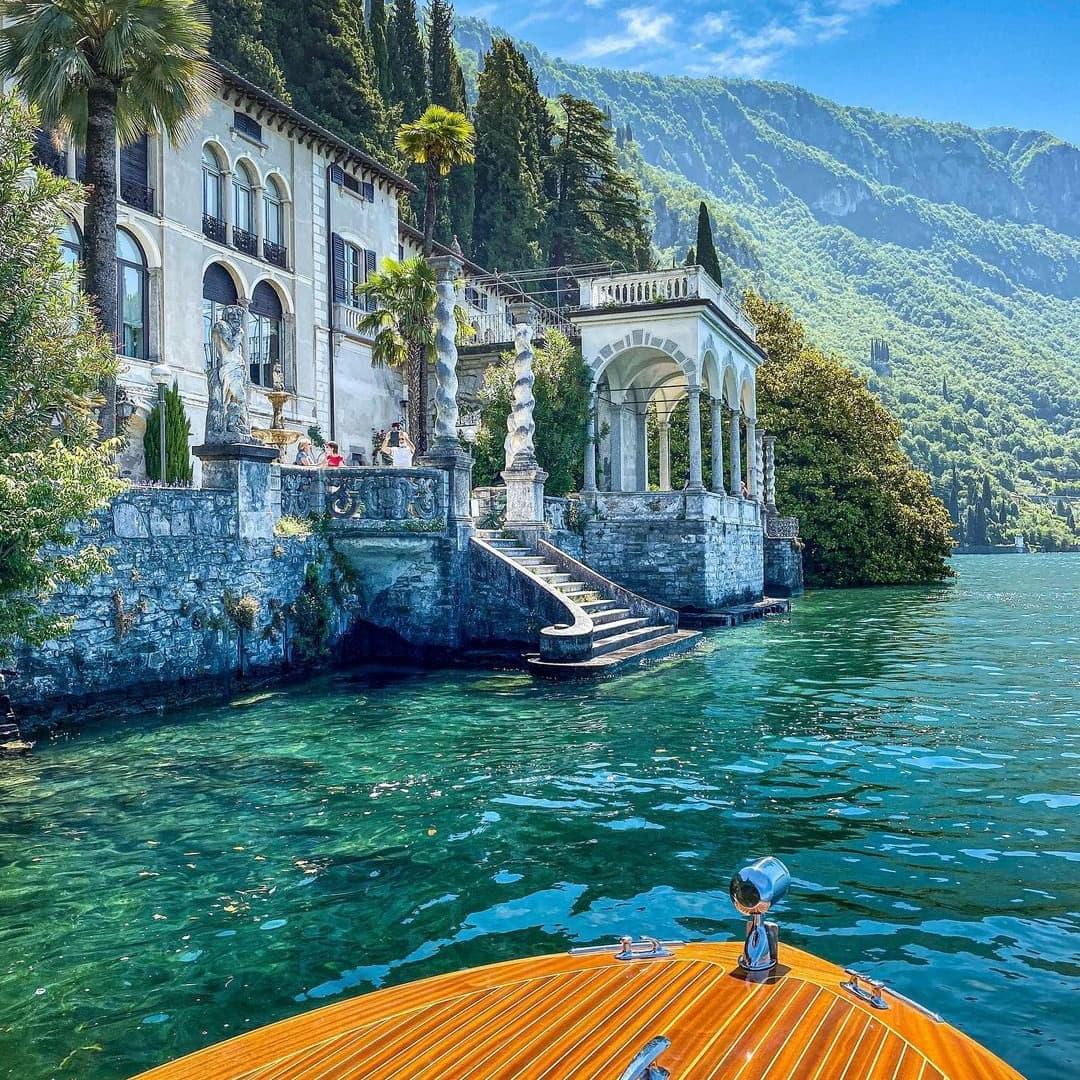 Lake Como, Italy - Banner Image